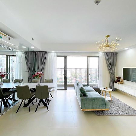 River Inn Apartment With Pool & Gym Ho-Chi-Minh-Stadt Exterior foto