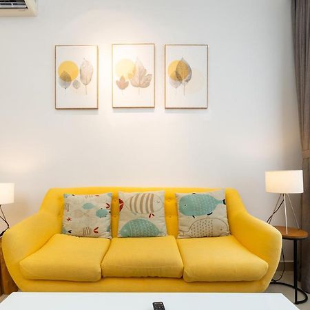 River Inn Apartment With Pool & Gym Ho-Chi-Minh-Stadt Exterior foto