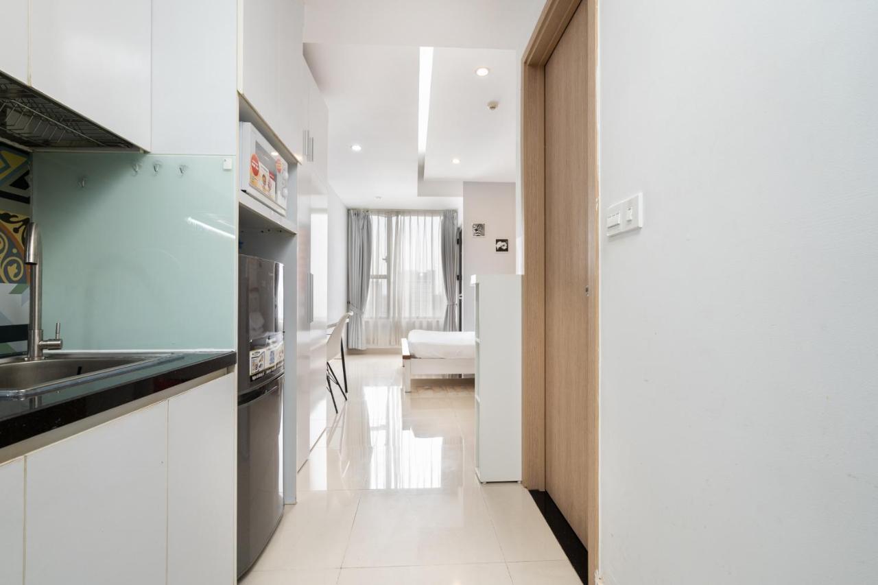 River Inn Apartment With Pool & Gym Ho-Chi-Minh-Stadt Exterior foto