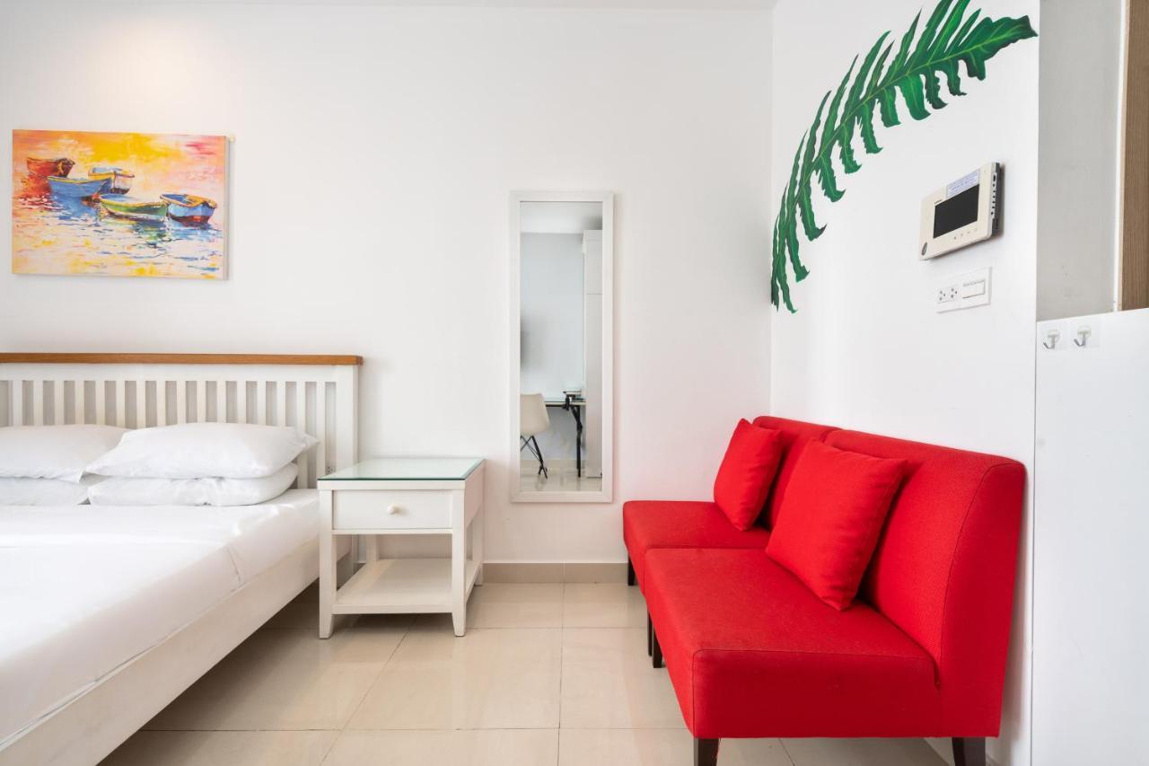 River Inn Apartment With Pool & Gym Ho-Chi-Minh-Stadt Exterior foto