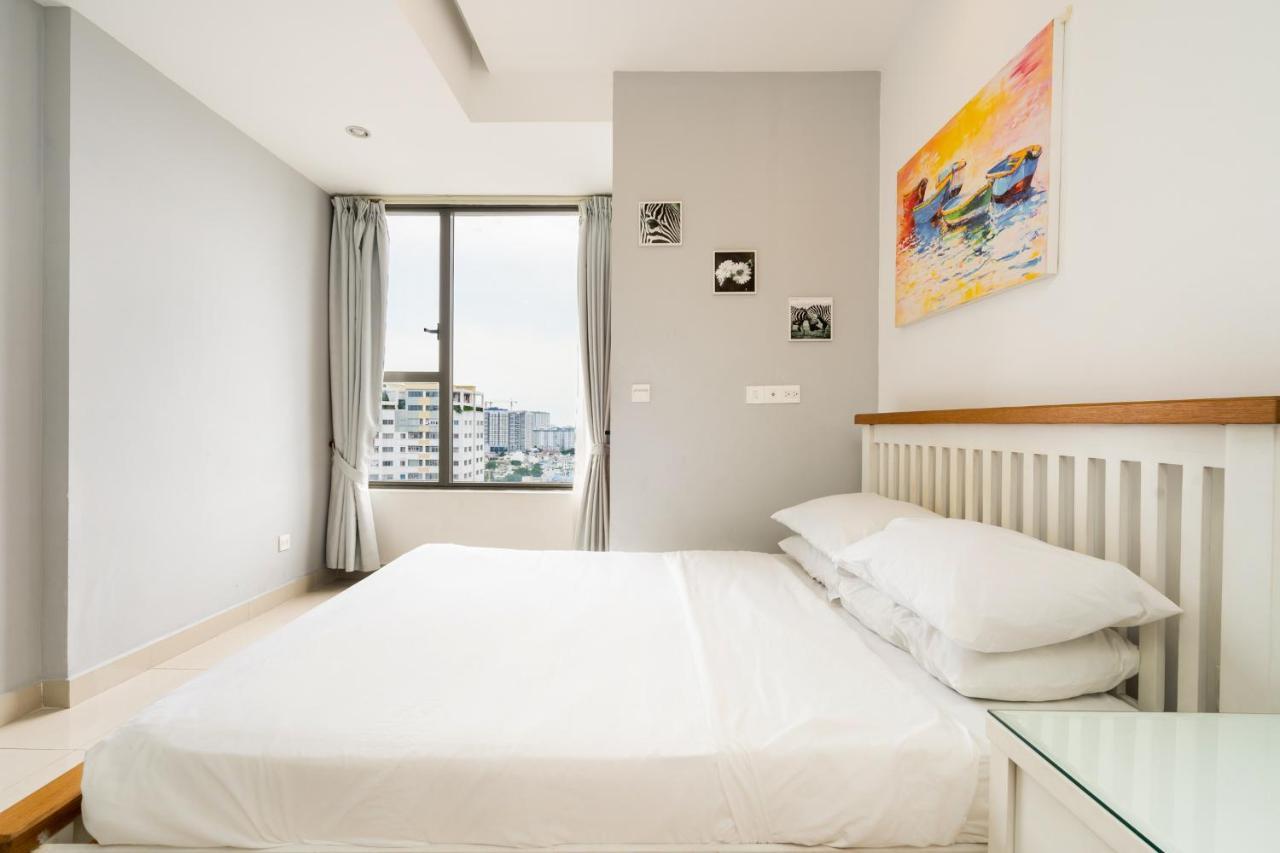 River Inn Apartment With Pool & Gym Ho-Chi-Minh-Stadt Exterior foto