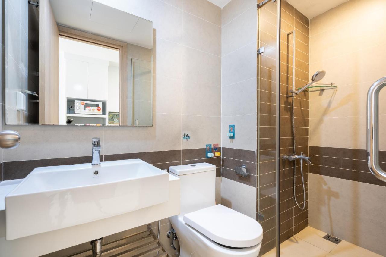 River Inn Apartment With Pool & Gym Ho-Chi-Minh-Stadt Exterior foto