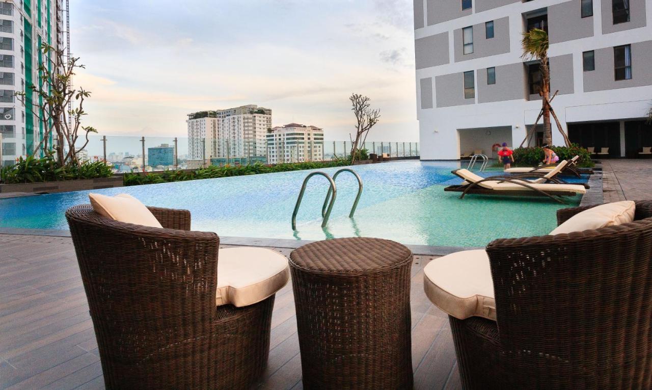 River Inn Apartment With Pool & Gym Ho-Chi-Minh-Stadt Exterior foto